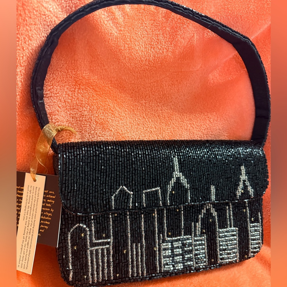 Beaded Purse - Picture 2 of 8